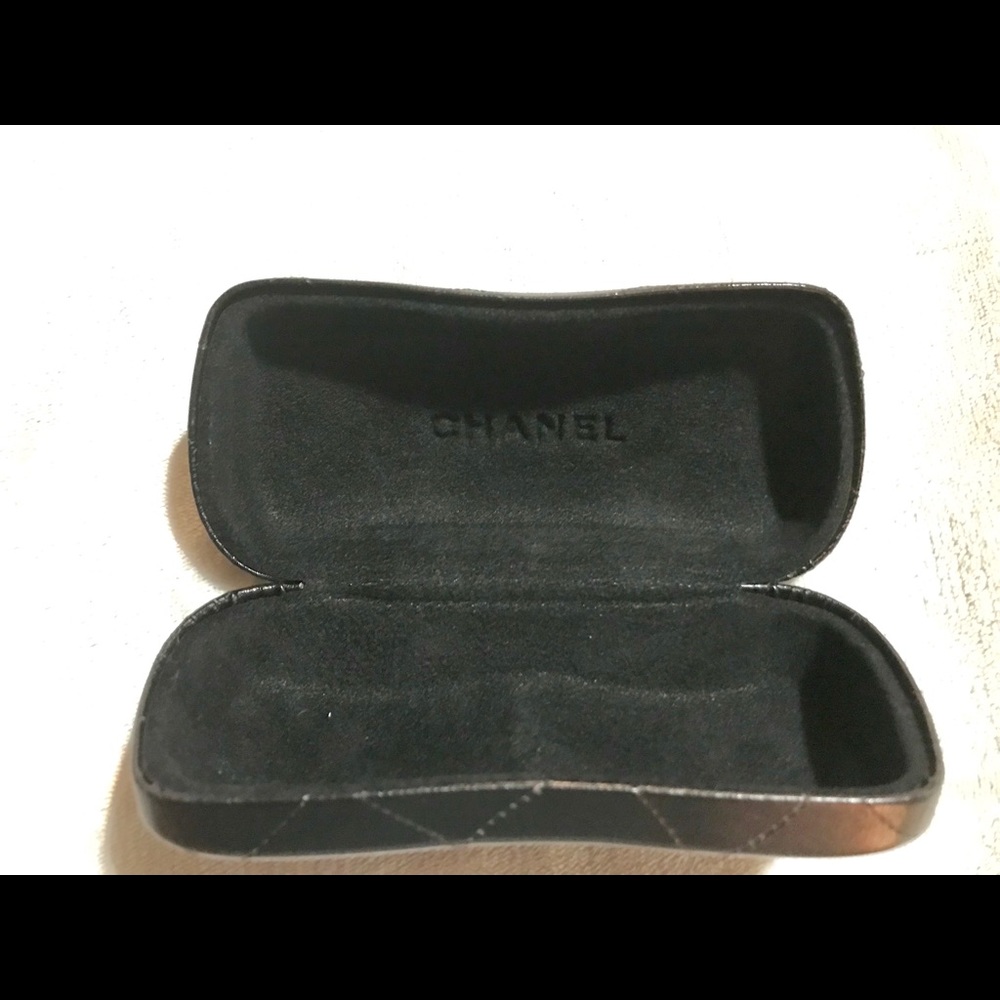 Chanel Glass Case - Picture 2 of 2